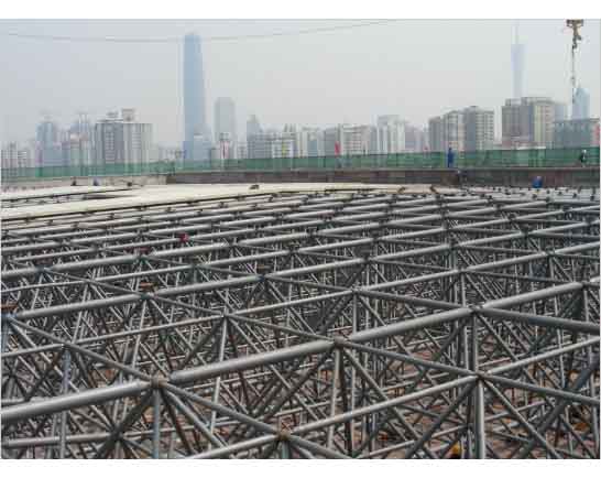 南康新建铁路干线广州调度网架工程